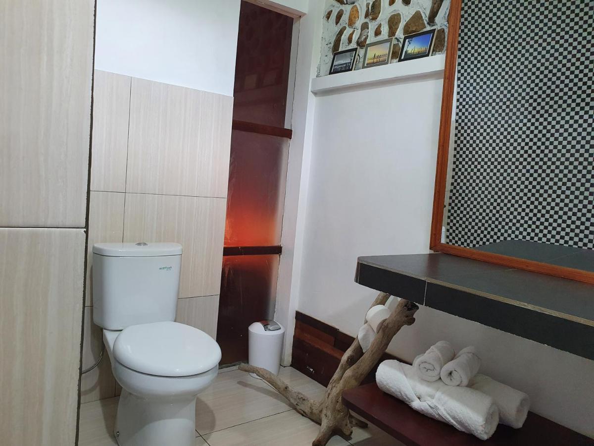 Amban Beach House Manokwari Bagian luar foto