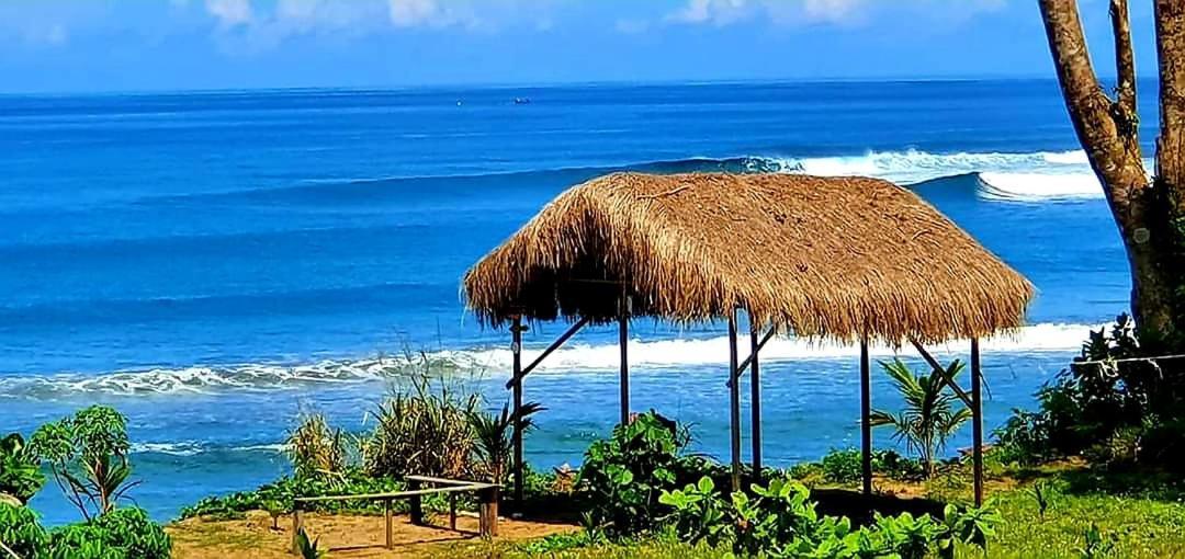 Amban Beach House Manokwari Bagian luar foto