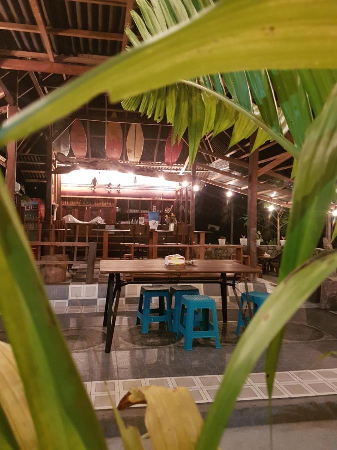 Amban Beach House Manokwari Bagian luar foto